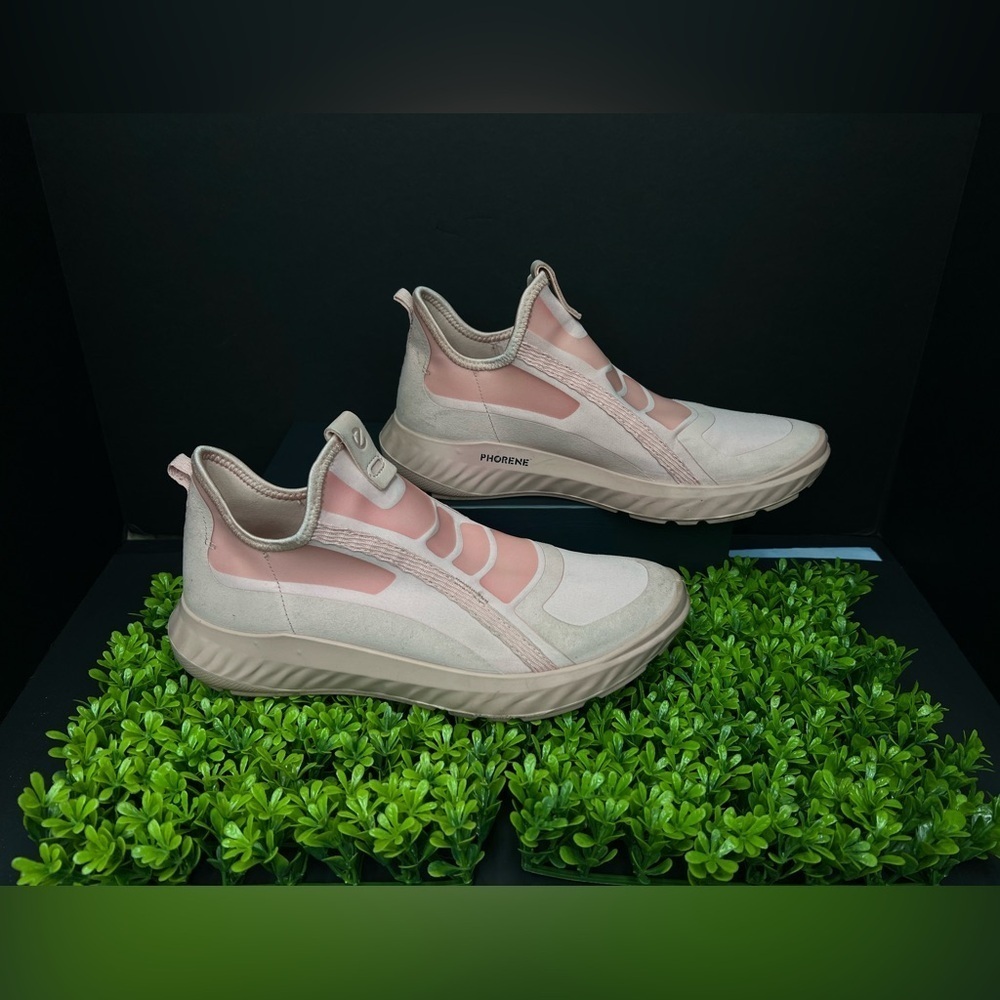 ECCO Phorene ALPHA Slip-on
Sneaker Shoes Pink Womens size 39 US
size 8/8.5 - Picture 3 of 8